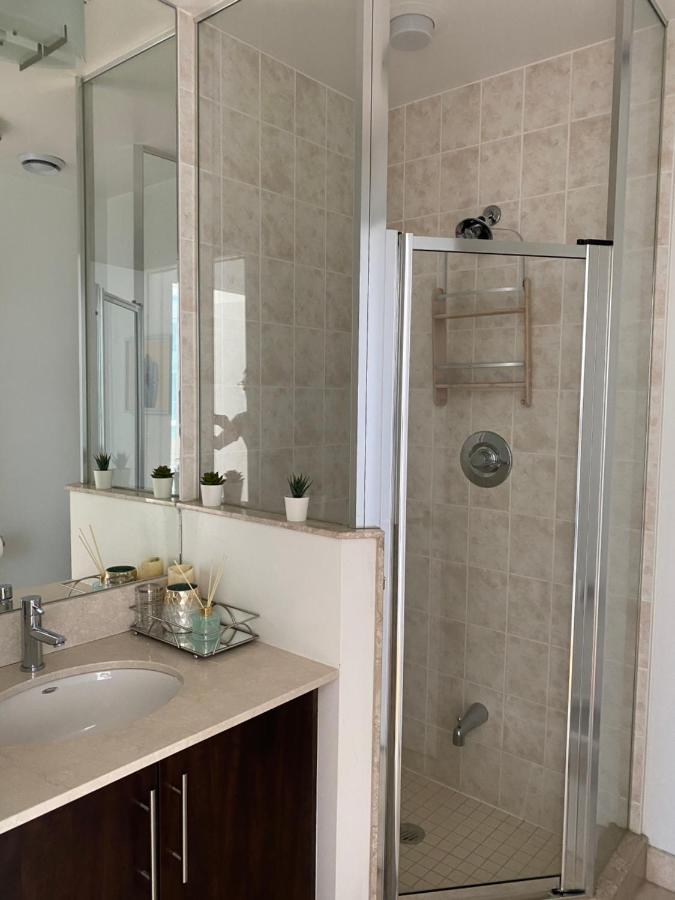 Toronto Cn Tower Maple Leaf Square Luxurious 2 Bedroom Condo 외부 사진