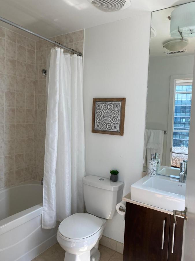 Toronto Cn Tower Maple Leaf Square Luxurious 2 Bedroom Condo 외부 사진